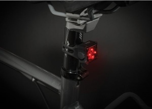 AXA - Set lumini pentru bicicleta (Far + stop) Niteline 44-R/USB, 1 led - negru - Img 4