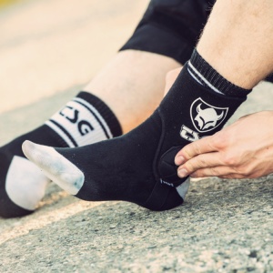 Glezniere TSG Single Ankle-Guard Cam - Black L/XL - Img 9