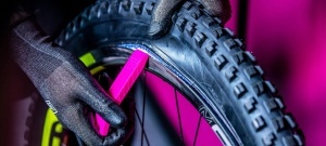 Muc-Off - set doua leviere reparatii bicicleta Rim Stix Tyre Levers - Negru Verde Roz - Img 7