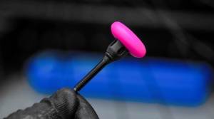 Muc-Off - Valva tubeless 44mm cu suport accesoriu localizare GPS bicicleta Stealth Tubeless Tag Holder - Img 15