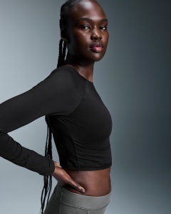 On - bluza - Studio Long-T Crop W - Black - L - Img 5