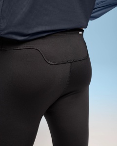 On - colanti - Core Tights - Black - S - Img 4