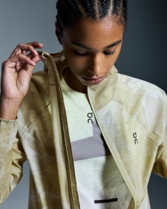 On - jacheta - Ultra Jacket W - White | Caper - M - Img 5