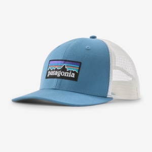 Șapcă Patagonia P-6 Logo Trucker Hat - albastru deschis
