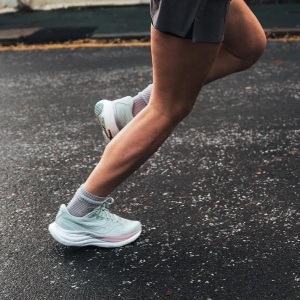 Saucony - pantofi alergare - Ride 19 Wide W - White | Silk - 37.5 - Img 2