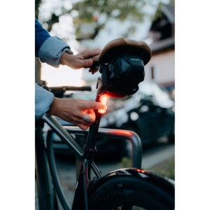 Stop ZEFAL R20 USB 20 Lumeni - Img 2