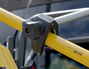 Suport biciclete Menabo Orbit 3 pentru 3 biciclete cu prindere pe carligul de remorcare, pliabil - Img 4