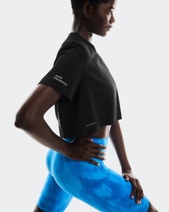Crop top antrenament On Train-T Crop W - negru | DryTec™ - Img 5