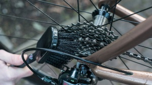 Muc-Off - perie pentru curatarea anvelopelor si a transmisiei - Img 6