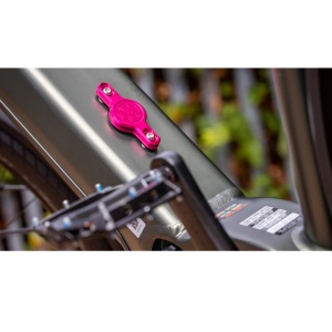 Muc-Off - Suport telefon Apple-AirTag pentru cadru V2 - albastru - Img 4