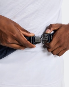 On - borseta alergare - Waist Pack 2L Lite - Magnet - Img 14