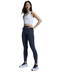 On - colanti - Studio Tights W - Midnight - Img 2