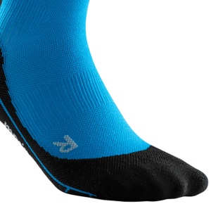 CEP - Sosete de compresie pentru femei alergare iarna Winter Run Socks - albastru electric negru - Img 4