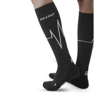 CEP - Sosete de compresie pentru femei Heartbeat Woman Tall comp - negru alb dark clouds - Img 3