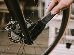Dynamic Bike Care - Perie curatare roti si componente bicicleta Wheel and component brush - negru - Img 2