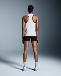 On - maieu tehnic - Performance Tank W - White | Silver - S - Img 2