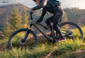 Orbea RISE H20 Iceberg Grey-Moondust Blue (Gloss) - bicicletă electrică eMTB Trail - Img 2