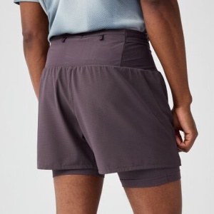 Pantaloni scurți alergare Brooks High Point 5" 2-in-1 Short 2.0 bărbați - mov - Img 2