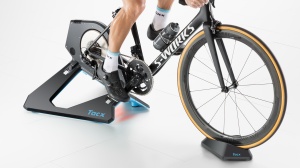 Tacx Neo 2T Smart T2875 home trainer smart direct-drive - Img 7