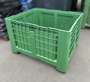 Boxpalet perforat cu patru picioare, 1200 mm x 1000 mm x 785 mm, Verde