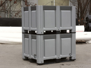 Boxpaleti inchisi cu 3 traverse