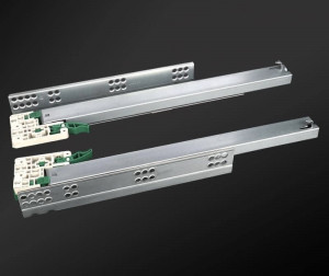 SKRIVENA TANDEM VODILICA ZA IVERICU 18mm - 3D