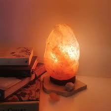 Lampa de sare - Transforma spatiul intr-un adevarat sanctuar al relaxarii!