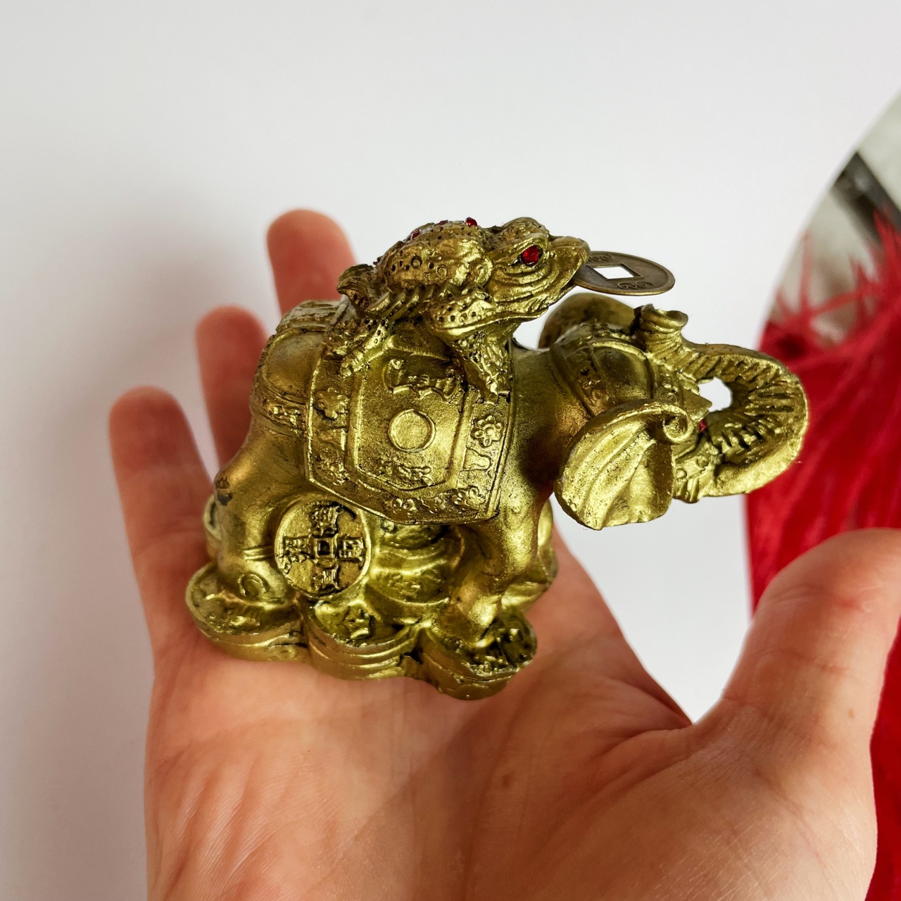 Statueta Elefant cu Broasca raioasa Feng Shui - Noroc