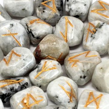 set rune piatra lunii