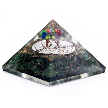 Piramida din Orgonit - Aventurin Verde si floarea vietii - 70 mm