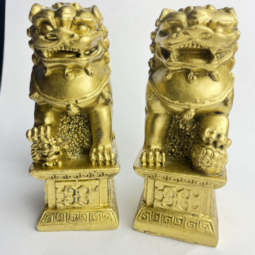 statueta caini fu
