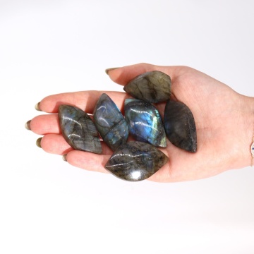 CRISTAL LABRADORIT