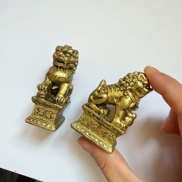 statueta caini fu