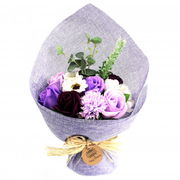 buchet flori de sapun in cutie