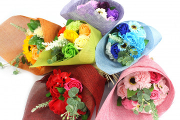 buchete flori de sapun colorate