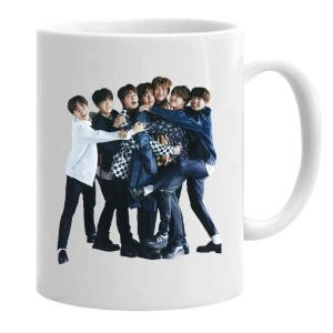 CANA BTS HUG KPOP
