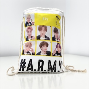 RUCSAC CU TRUPA BTS BUTTER