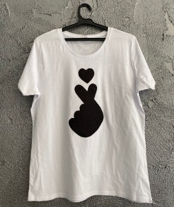 Tricou love kpop glitter