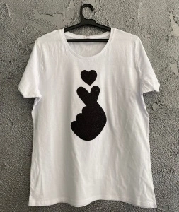 Tricou love kpop glitter