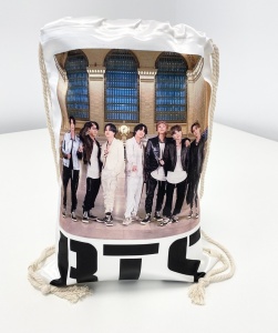 RUCSAC CU TRUPA BTS K-POP
