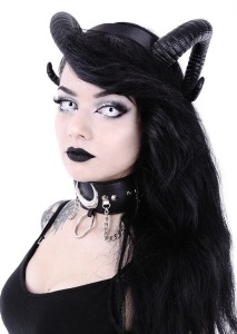 Bentita gotica satan horns sinister