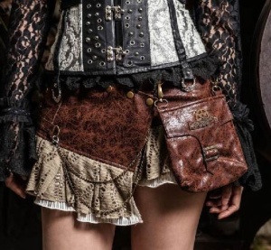 Fusta steampunk maro abigale
