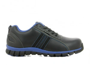 Pantofi de protectie din piele, confortabili si rezistenti
