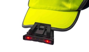 Lanterna reincarcabila prin USB, montabila pe sapca/casca, rezisLanterna reincarcabila prin USB, montabila pe sapca/casca, rezistenta la stopi de apa, luminozitate 100 lmtenta la stopi de apa, luminozitate 100 lm
