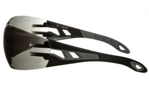 Ochelari de soare, stil sportiv