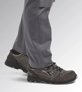 Pantofi de protectie S1PS ESD, RUN TEXT LOW, bombeu compozit, material respirabil, culoare gri antracit cu negru