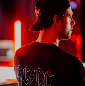 Tricou AC⚡DC
