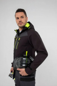Jacheta Softshell neagra cu gluga, respirabila, impermeabila si rezistenta la vant