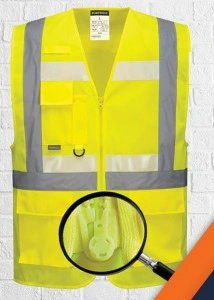 Vesta reflectorizanta cu functia de incarcare solara