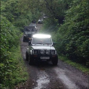 Proiector Auto LED Bar 80cm lungime, 135 LED-uri, 405W, pentru masini offroad, utilaje, atv, camion - Img 2